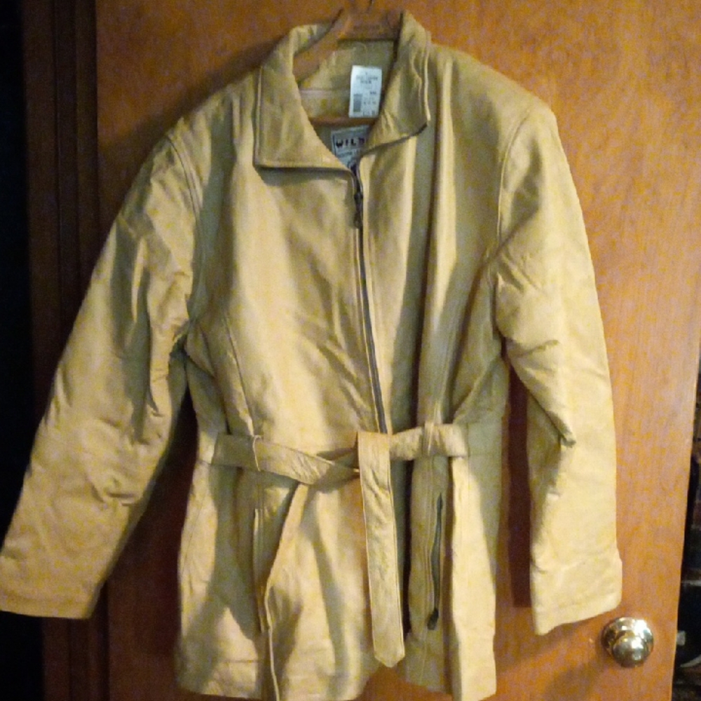 Like New! WILDA 100% Leather Jacket